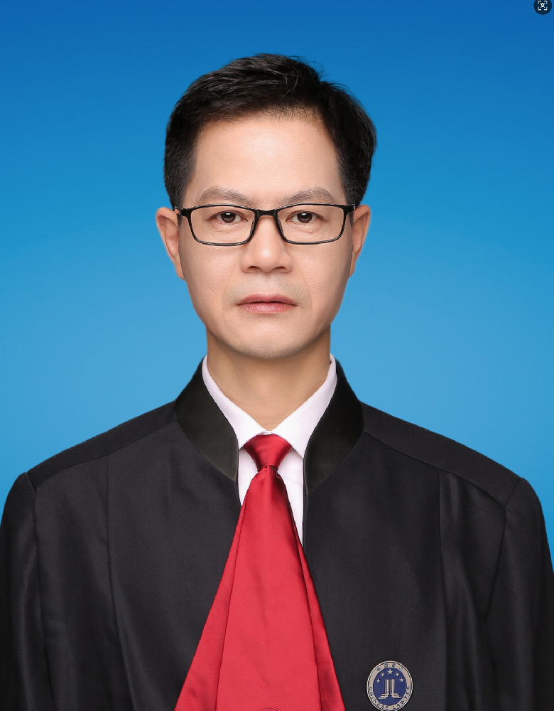 张 栋（合伙人/律师）